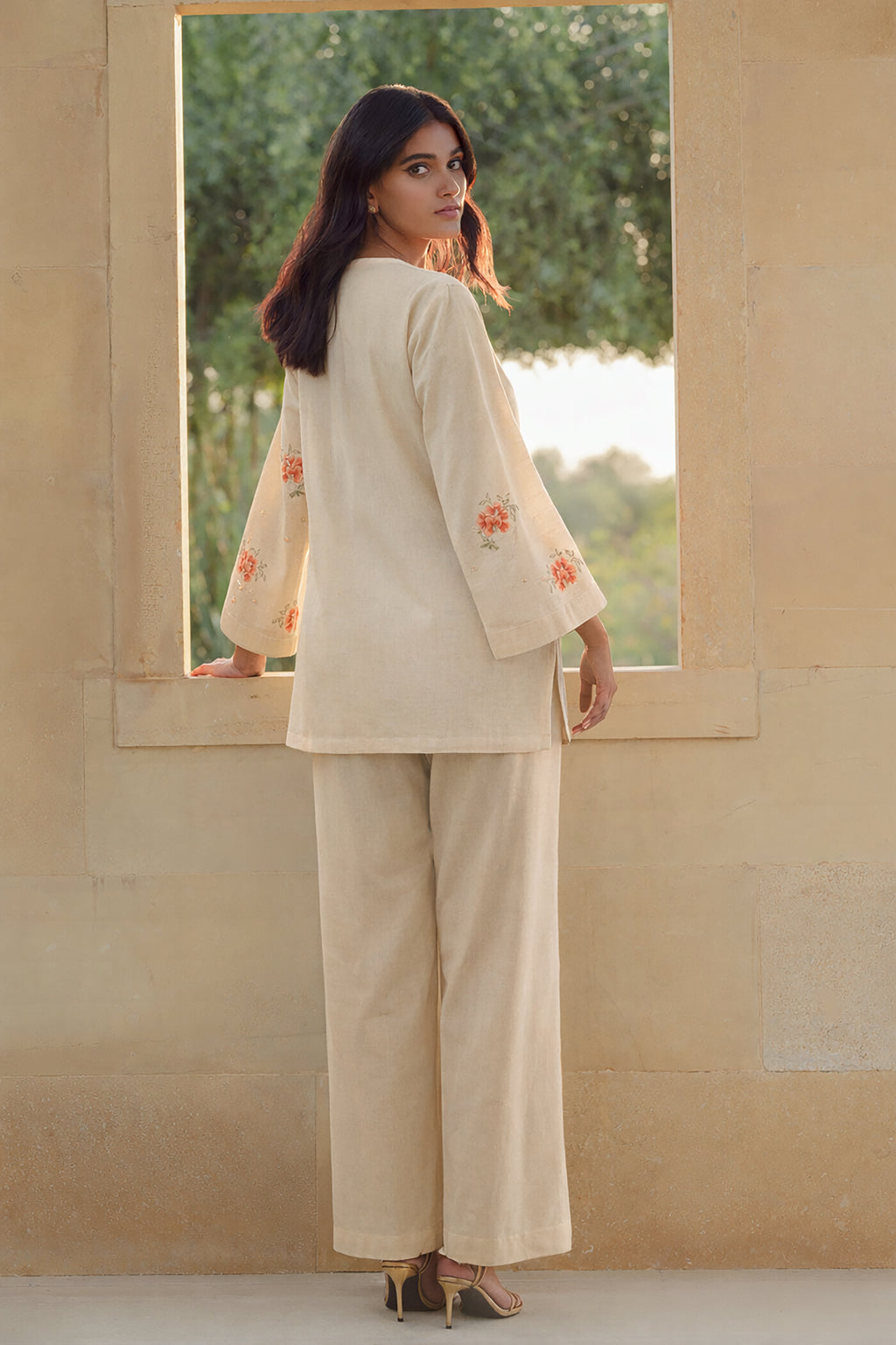 EMBROIDERED COTTON CO-ORD -IVORY
