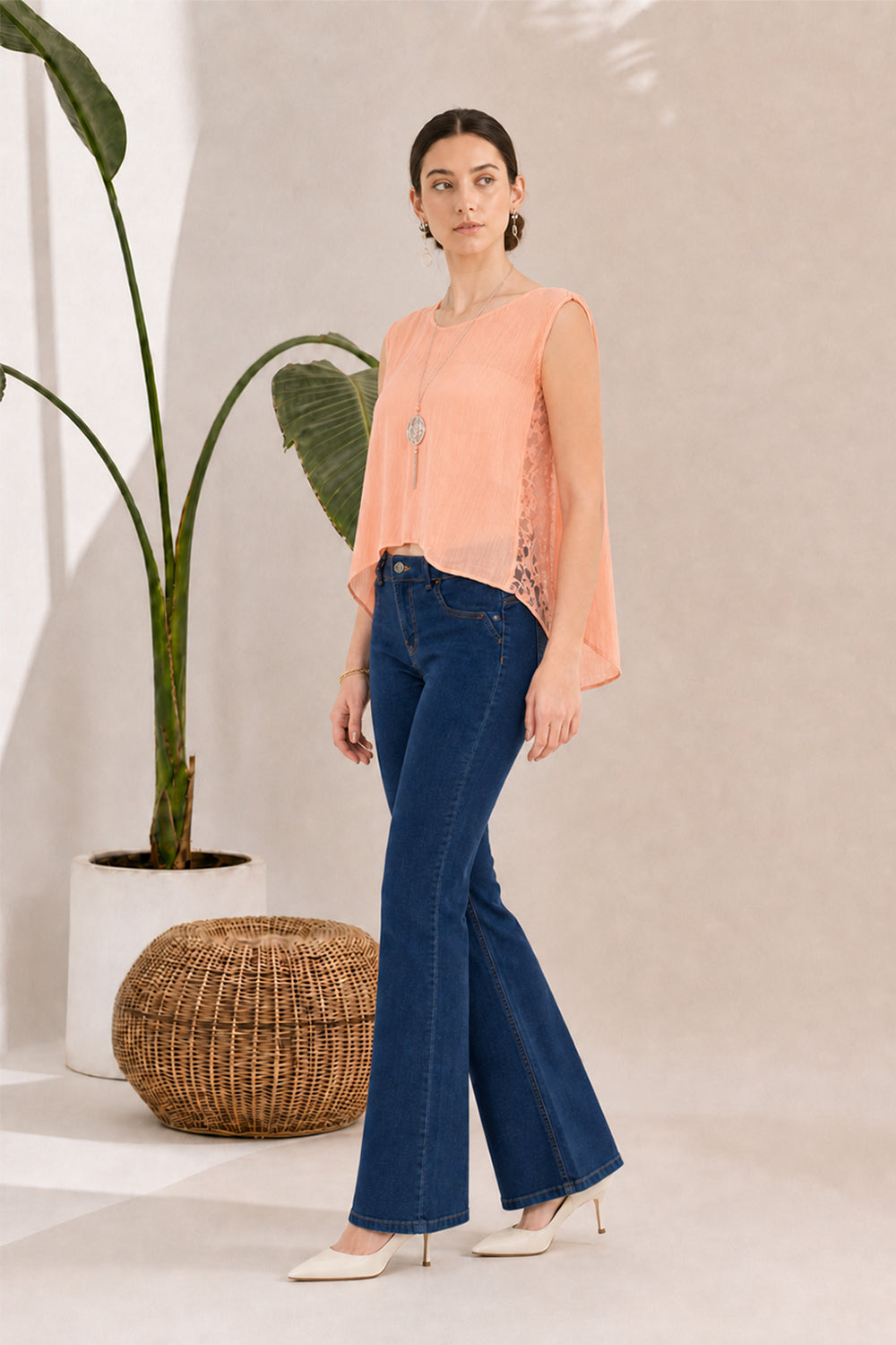 COTTON CRINKLED SLEEVELESS TOP- PEACH